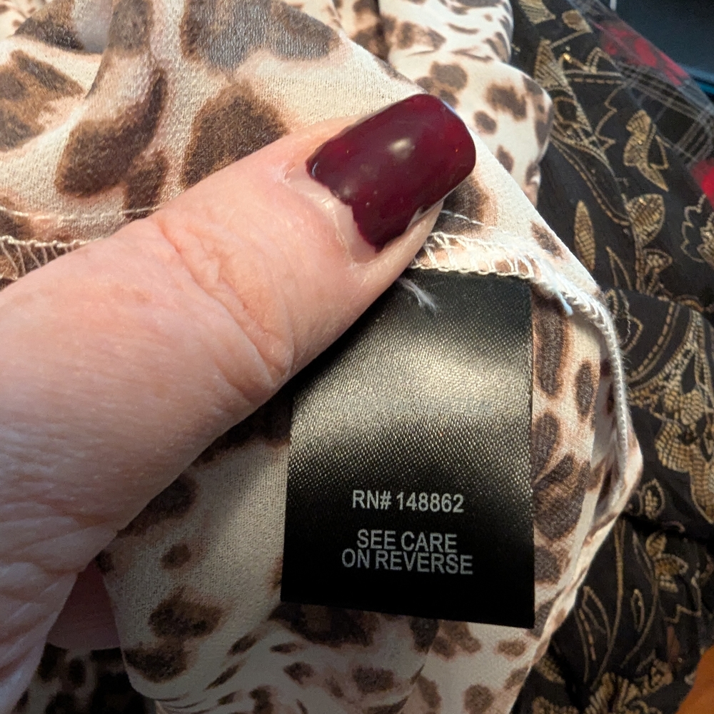 Leopard Print High-Low Tunic - Picture 4 of 6